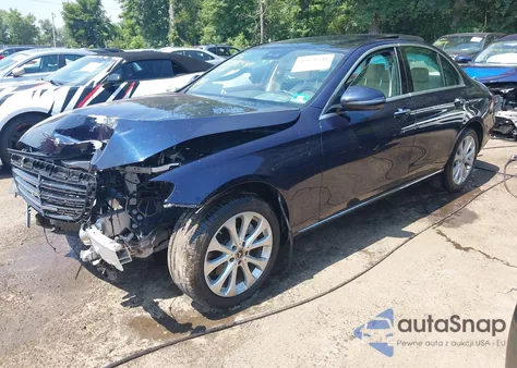 2018 Mercedes-Benz E 300 4Matic z USA, uszkodzony, nr VIN WDDZF4KB8JA311916